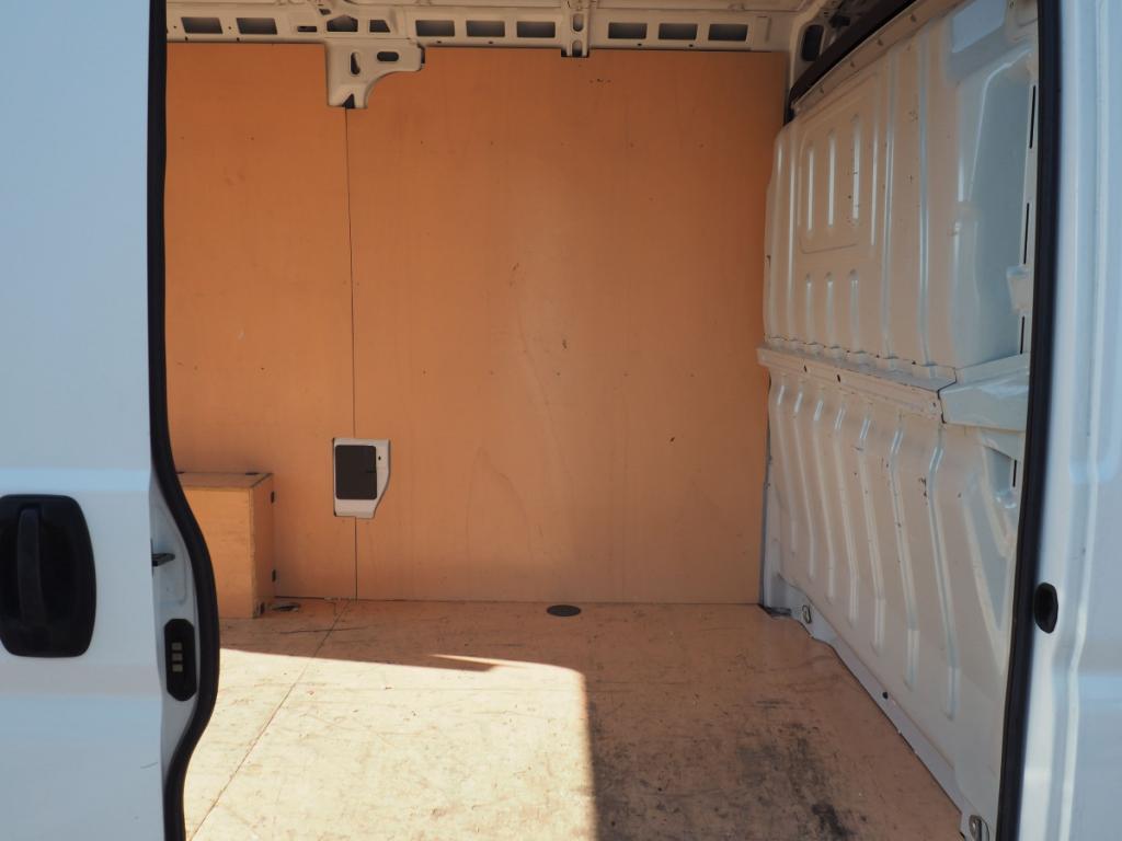 Peugeot Boxer (2) BLUEHDI 130 PRO SR 335 L3
