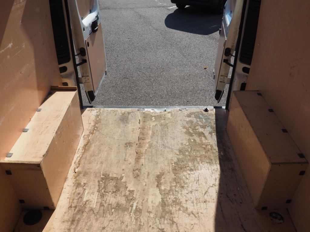 Peugeot Boxer (2) BLUEHDI 130 PRO SR 335 L3