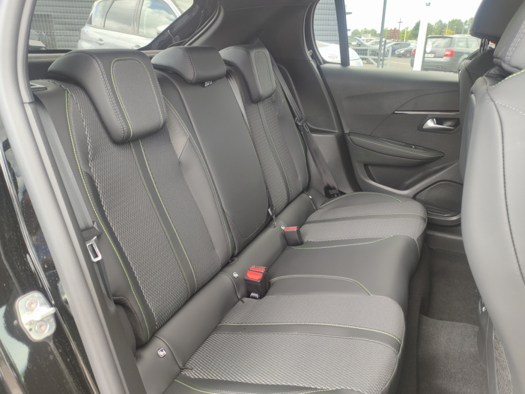 Peugeot 208 (2) Hybrid 110 e-DCS6 GT