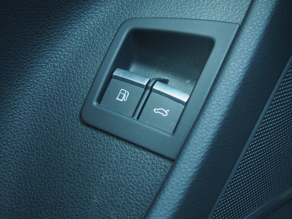 Audi Q7 (2) 60 TFSI e 456ch quattro Tip8 Competition 5 portes  (juin 2020) (co2 74)