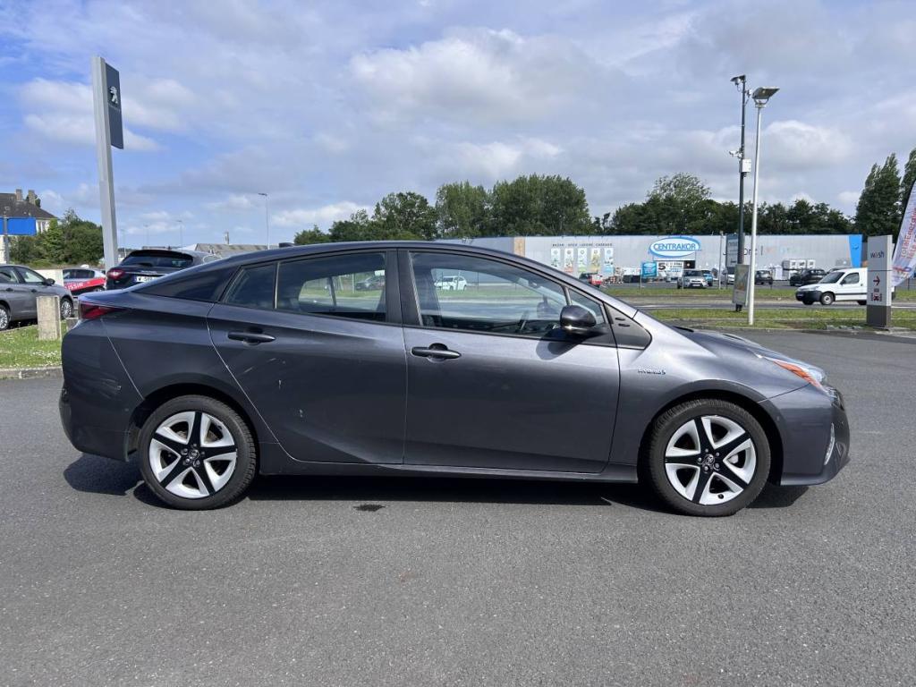 Toyota Prius (4) Lounge