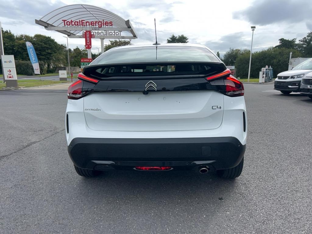 Citroën C4 (3) BlueHDi 130 S&S EAT8 Shine