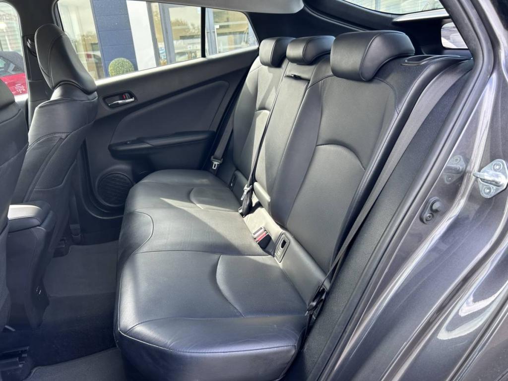 Toyota Prius (4) Lounge