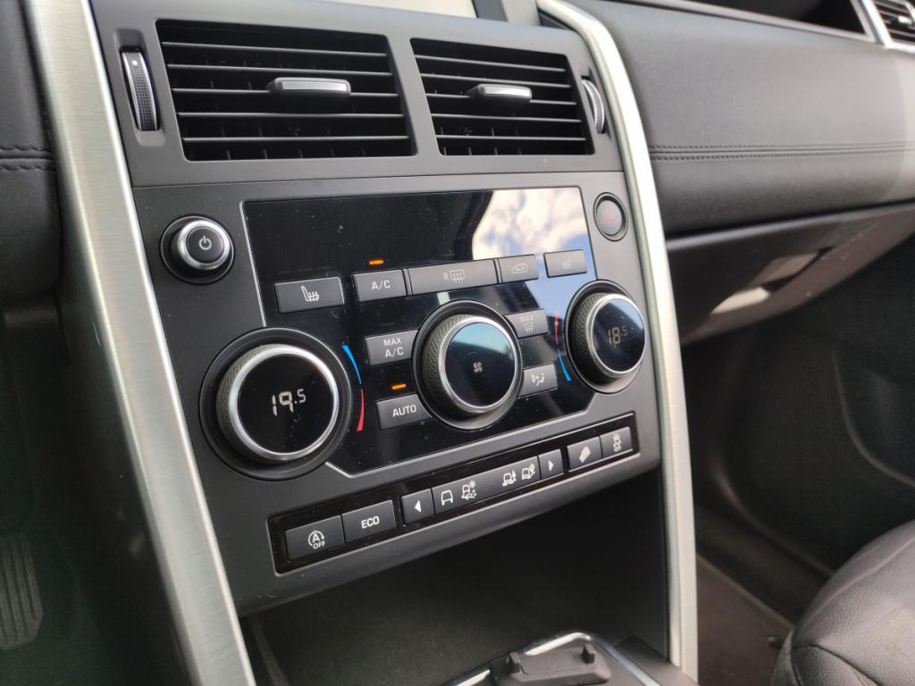 Land Rover DISCOVERY SPORT 2.0 TD4 150 AUTO 4WD SE