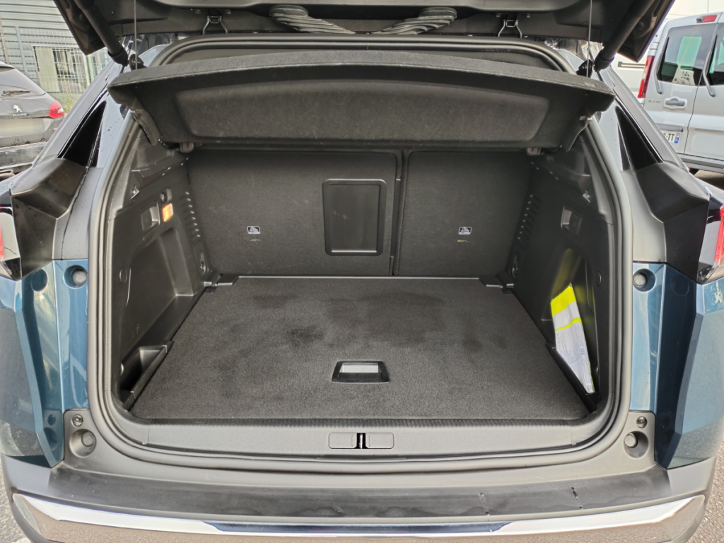 Peugeot 3008 (2) BlueHDi 130 S&S EAT8 GT