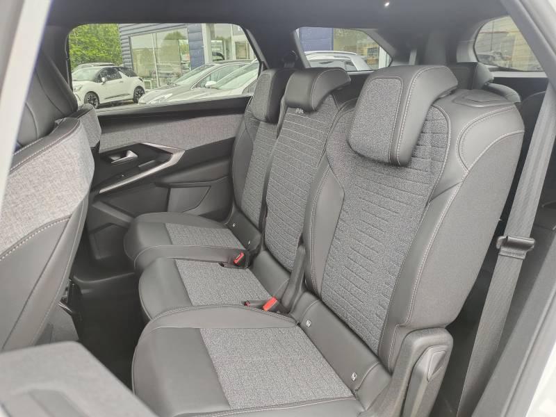 Peugeot 5008 (3) 1.2 HYBRID 136 E-DCS6 ALLURE