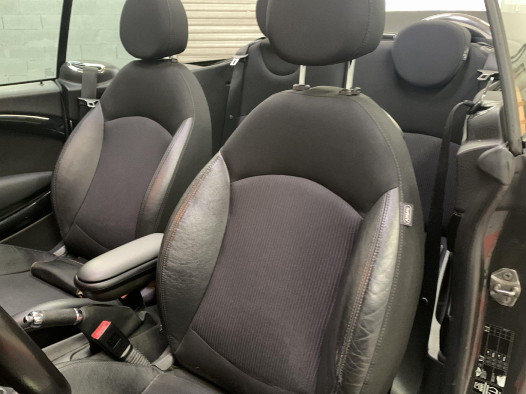 Mini Mini Cabrio (3) Cooper SD 143 ch BVM6