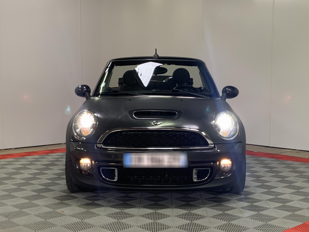 Mini Mini Cabrio (3) Cooper SD 143 ch BVM6