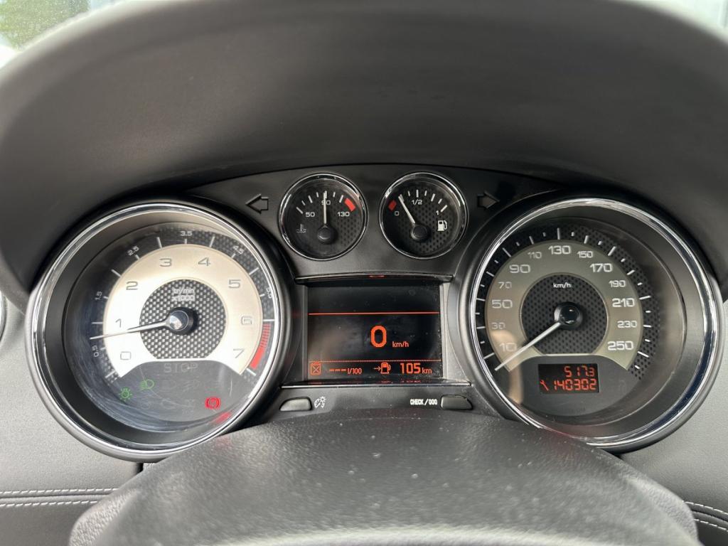 Peugeot RCZ 1.6 THP 200 ASPHALT 2 portes Coupé (Jul 2011) (co2 155)