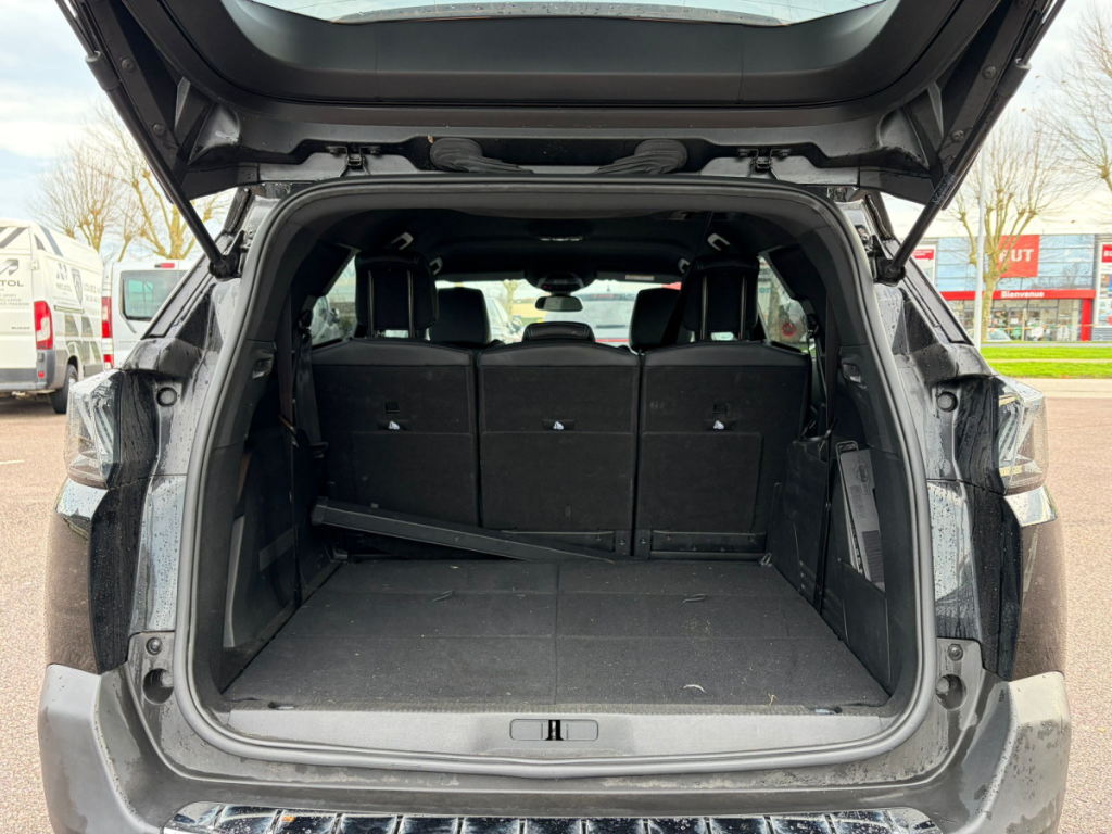 Peugeot 5008 (2) BlueHDi 130 S&S EAT8 Allure Pack