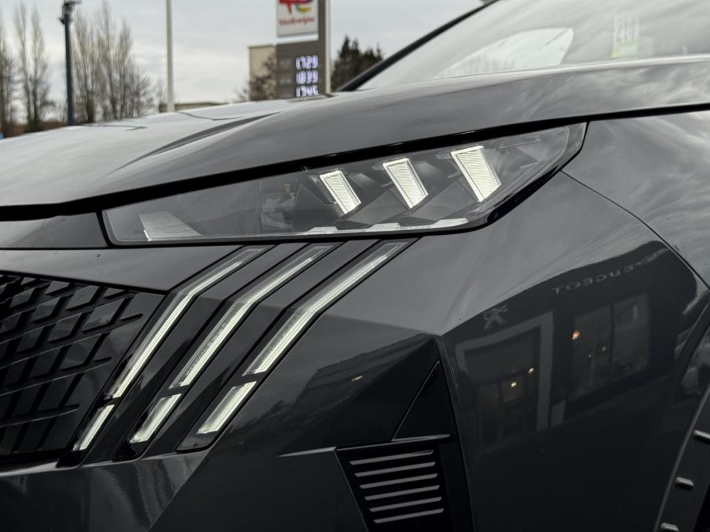 Peugeot 3008 (3) 1.2 HYBRID 145 E-DCS6 GT