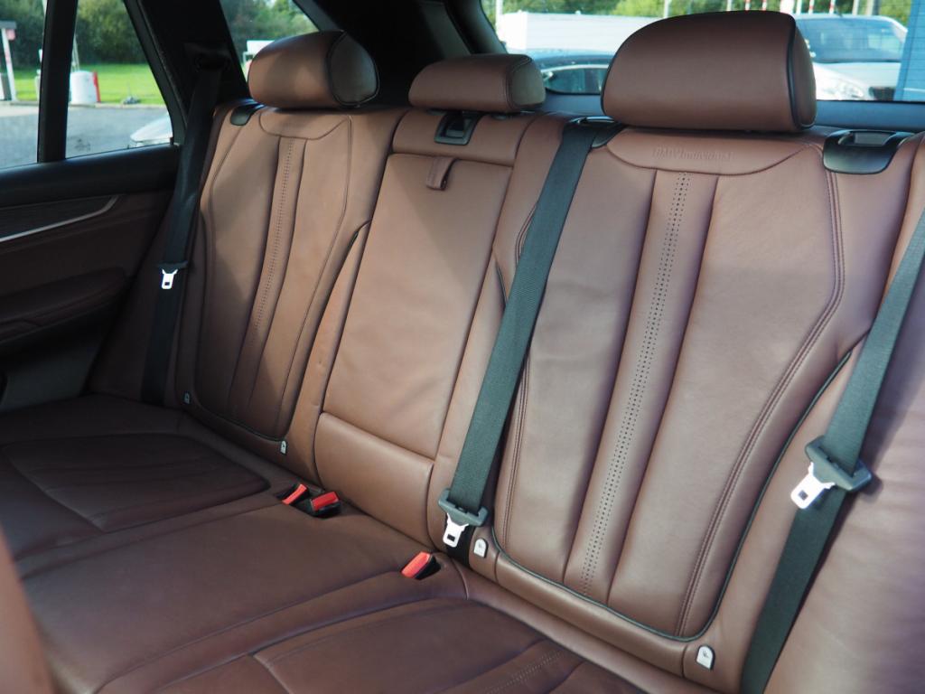 Bmw X5 (2) xDrive50i 407 ch BVA8