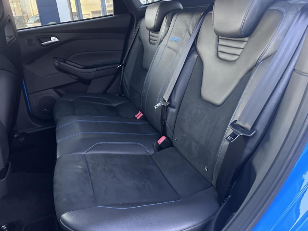 Ford Focus (3) 5P - 2.3 EcoBoost 350 ch S&S RS