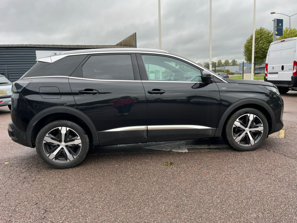 Peugeot 3008 (2) BlueHDi 130 S&S EAT8 GT