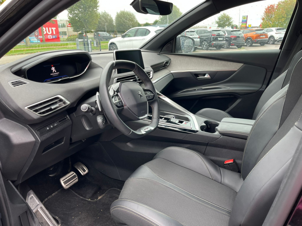 Peugeot 3008 (2) BlueHDi 130 S&S EAT8 GT