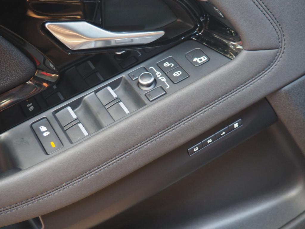 Land Rover Range Rover Evoque (2) D180 BVA 4WD R-Dynamic SE