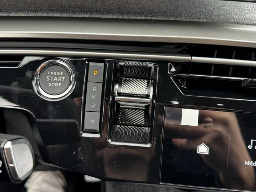 Peugeot 3008 (3) 1.2 HYBRID 145 E-DCS6 GT