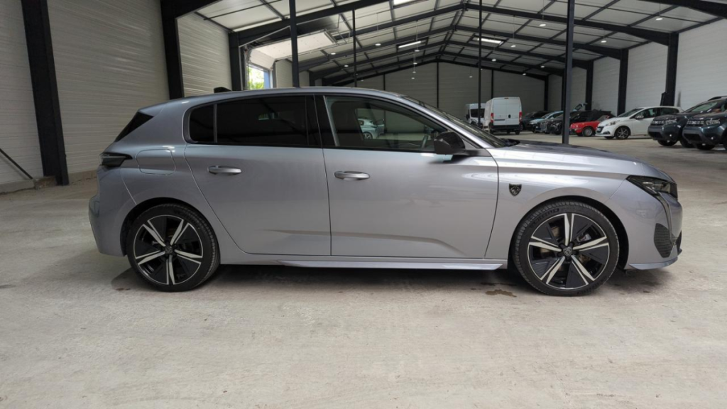 Peugeot 308 (3) 1.5 BLUEHDI 130 AUTO 8 GT