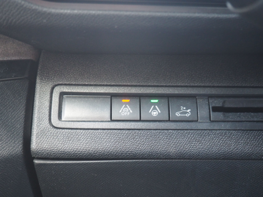 Peugeot 3008 (2) BlueHDi 130 S&S EAT8 GT