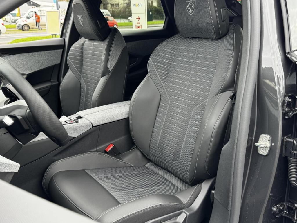 Peugeot 3008 (3) 1.2 HYBRID 145 E-DCS6 GT