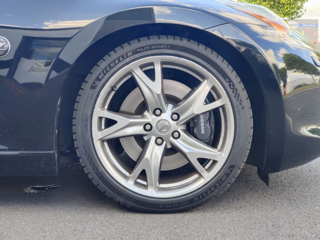 Nissan 370Z 3.7 V6 328 Pack