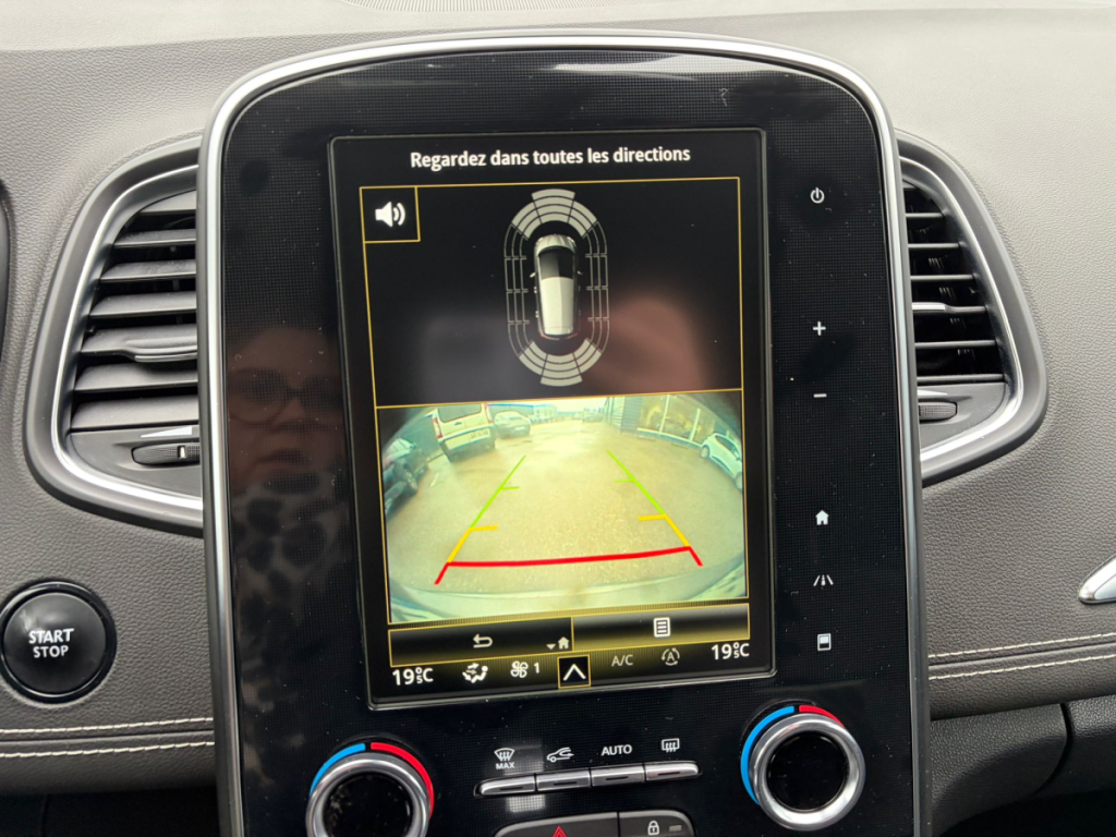 Renault Sc�nic (4) Business Intens Blue dCi 120 EDC