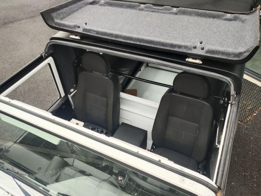 Land Rover Defender 90 Soft top Mark III