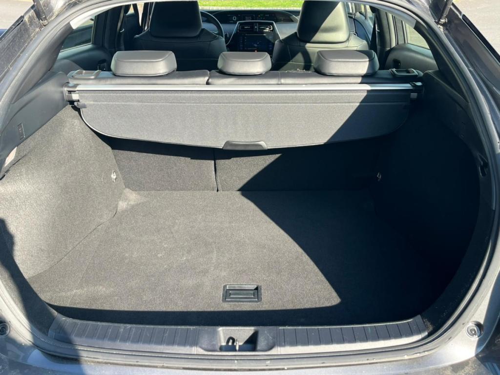 Toyota Prius (4) Lounge