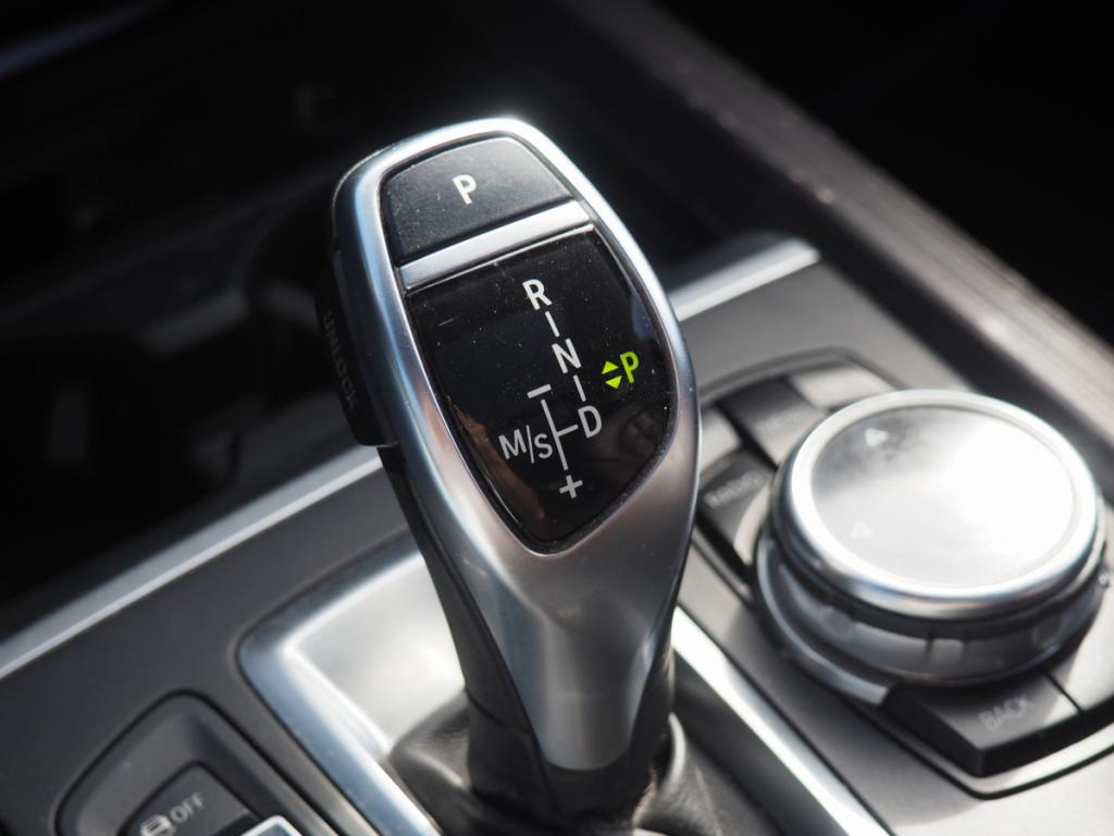 Bmw X5 (2) xDrive50i 407 ch BVA8