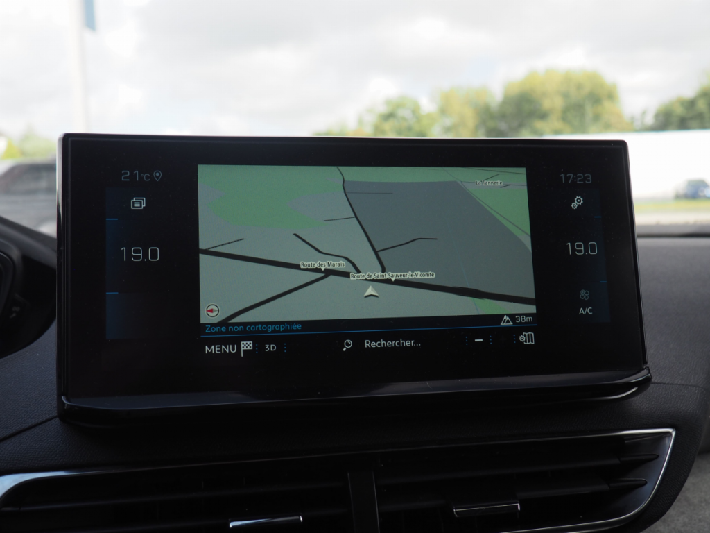 Peugeot 3008 (2) BlueHDi 130 S&S EAT8 GT