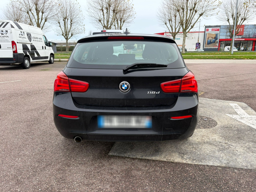 Bmw Série 1 (2) 118d Executive (F20 LCI)  5 portes  (févr. 2019) (co2 105)