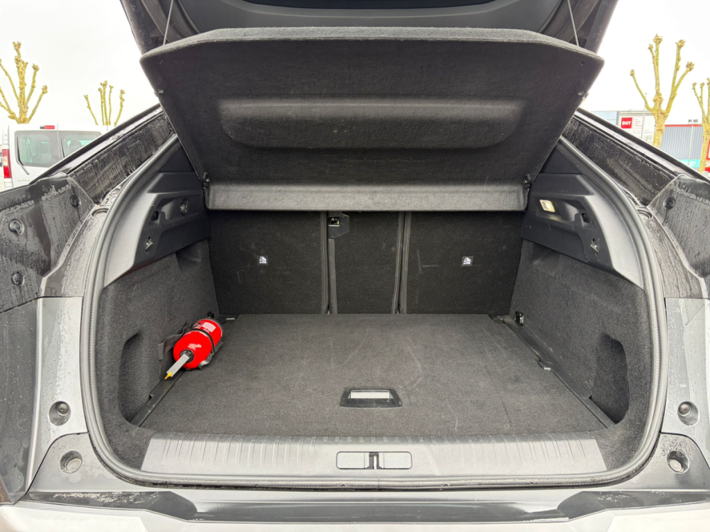 Peugeot 3008 (3) 1.2 HYBRID 136 E-DCS6 GT