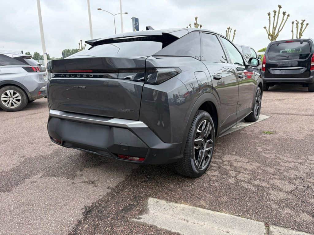 Peugeot 3008 (3) 1.2 HYBRID 136 E-DCS6 GT
