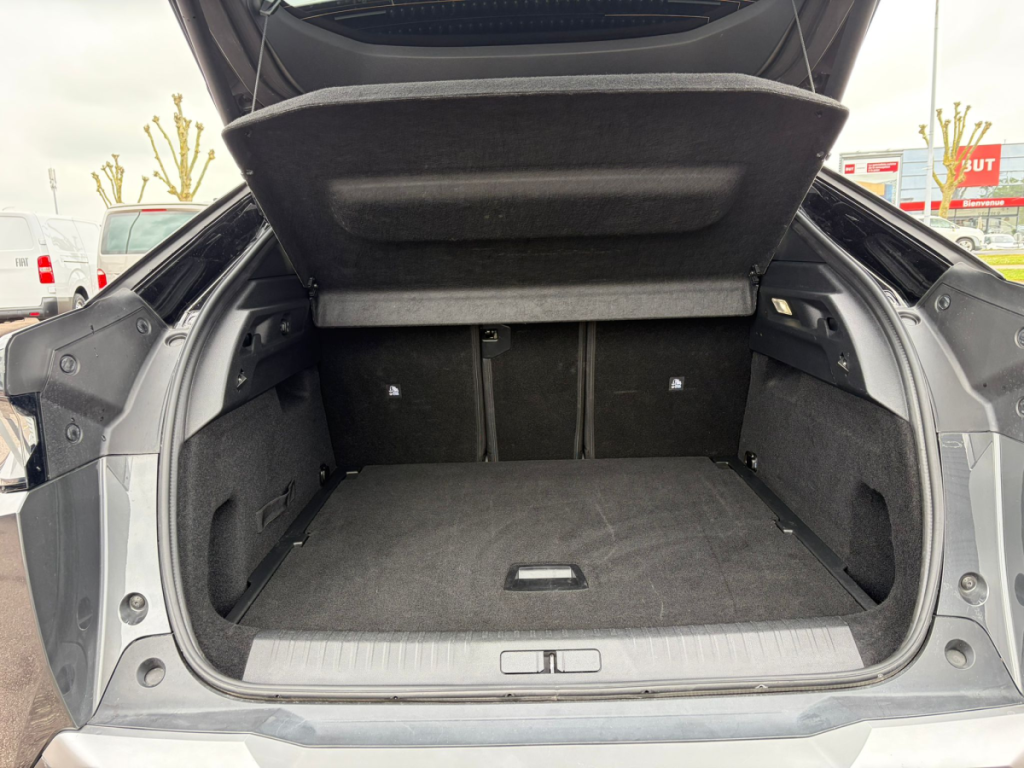 Peugeot 3008 (3) 1.2 HYBRID 136 E-DCS6 GT