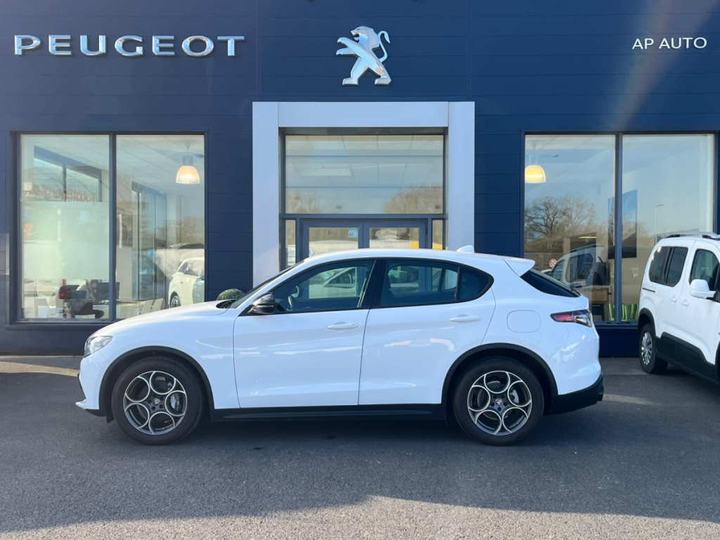 Alfa Romeo Stelvio 2.1 TD 160 AT8 Sprint 5 portes  (janv. 2023) (co2 153)