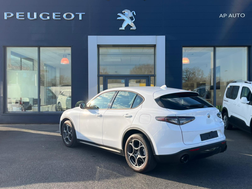 Alfa Romeo Stelvio 2.1 TD 160 AT8 Sprint 5 portes  (janv. 2023) (co2 153)