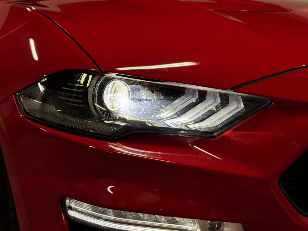 Ford Mustang (6) Fastback V8 BVM6 GT