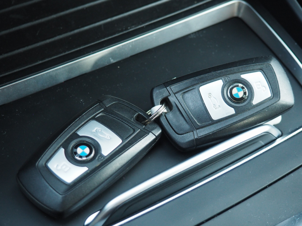 Bmw Série 1 (2) 118d Executive (F20 LCI)  5 portes  (févr. 2019) (co2 105)