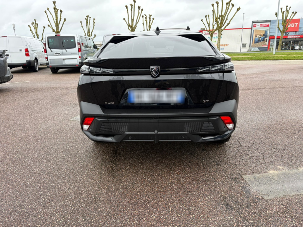 Peugeot 408 Hybrid 145 e-DCS6 GT