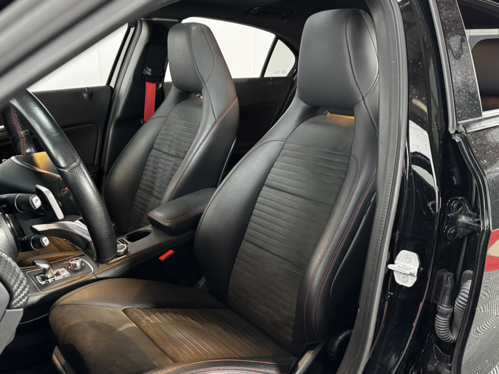 Mercedes Classe A Berline (3) Mercedes-AMG A 45 4MATIC