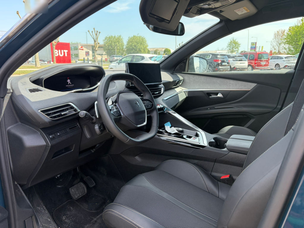 Peugeot 5008 (2) BlueHDi 130 S&S EAT8 Allure Pack