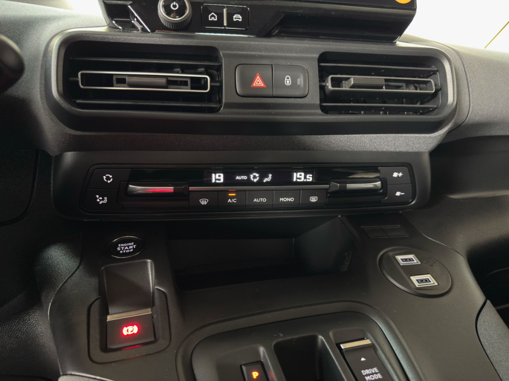 Peugeot Rifter PEUGEOT RIFTER III Ph.2 (N1) M ALLURE 1.5 BlueHDi 130 EAT8