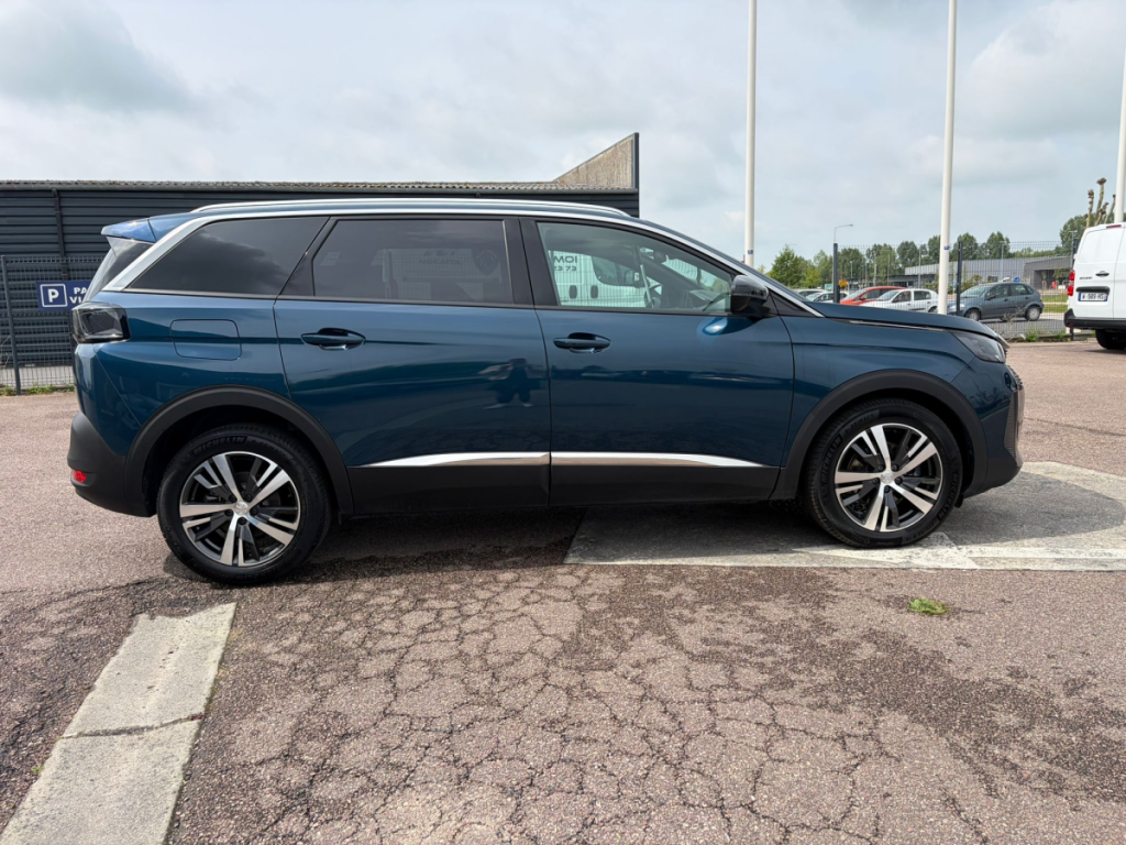 Peugeot 5008 (2) BlueHDi 130 S&S EAT8 Allure Pack