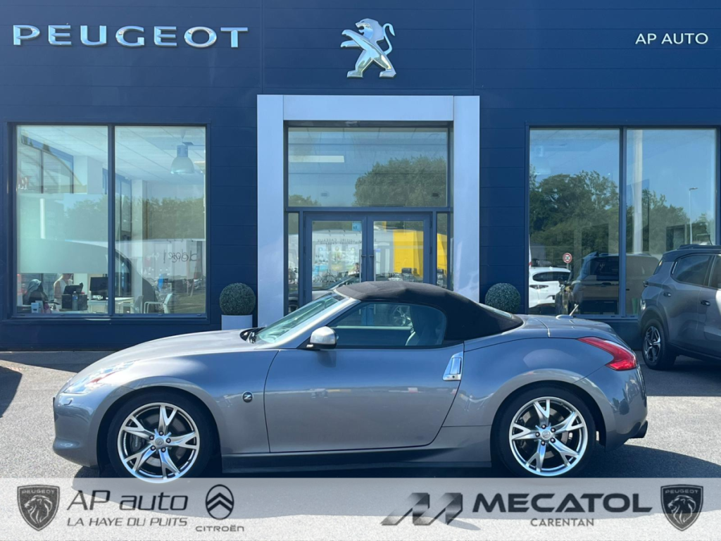Nissan 370Z 3.7 V6 328 Pack (NEW)  2 portes Cabriolet (janv. 2012) (co2 254)