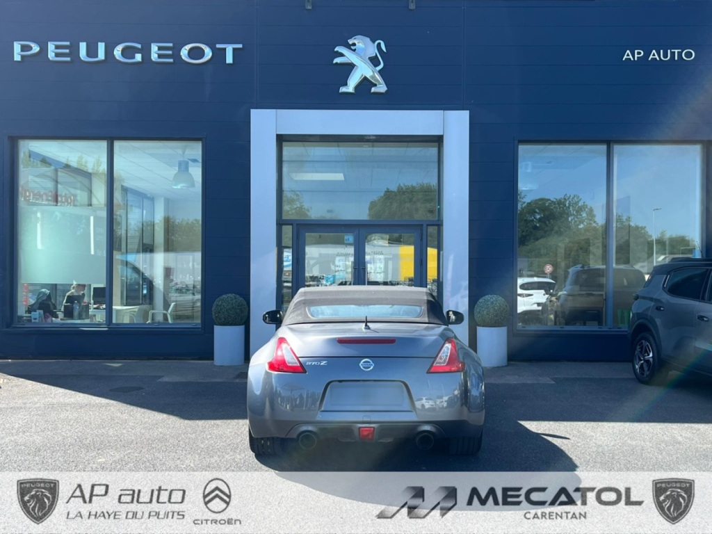 Nissan 370Z 3.7 V6 328 Pack (NEW)  2 portes Cabriolet (janv. 2012) (co2 254)