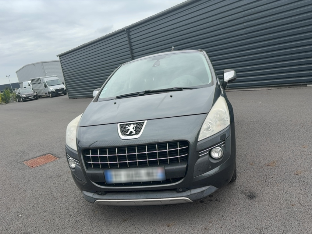 Peugeot 3008 1.6 HDI FAP CONFORT PACK VEHICUELE VENDU UNIQUEMENT AUX PROFESSIONNELS DE L'AUTOMOBILE