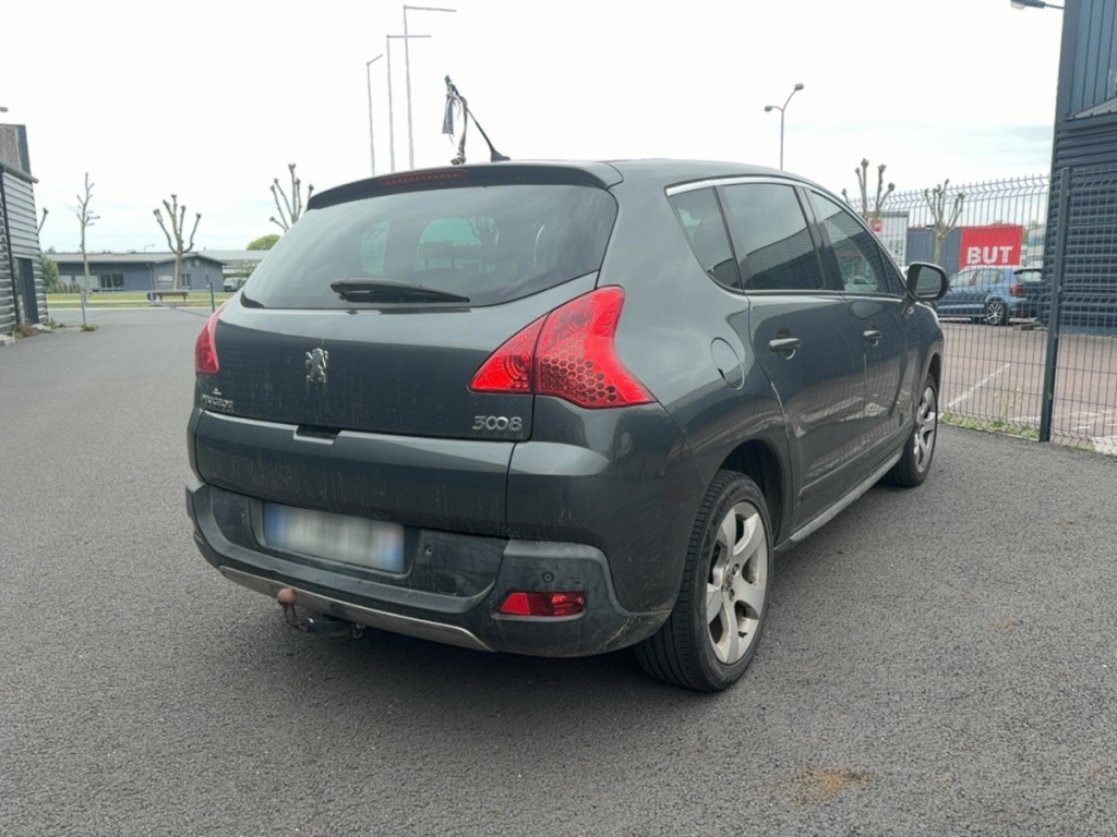 Peugeot 3008 1.6 HDI FAP CONFORT PACK VEHICUELE VENDU UNIQUEMENT AUX PROFESSIONNELS DE L'AUTOMOBILE