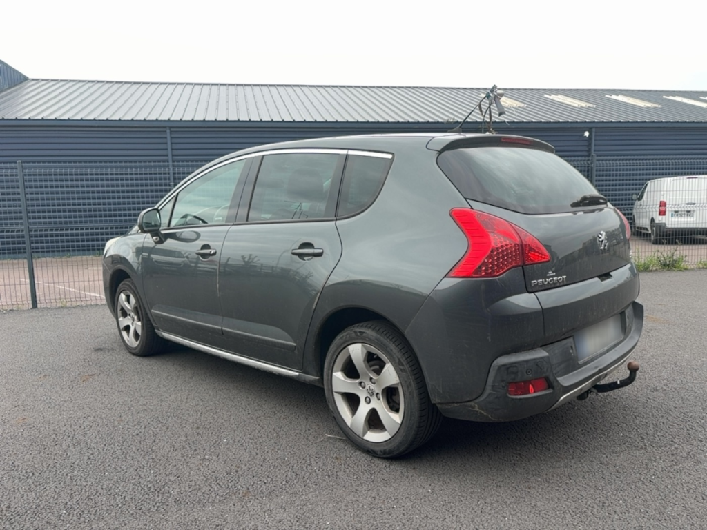 Peugeot 3008 1.6 HDI FAP CONFORT PACK VEHICUELE VENDU UNIQUEMENT AUX PROFESSIONNELS DE L'AUTOMOBILE