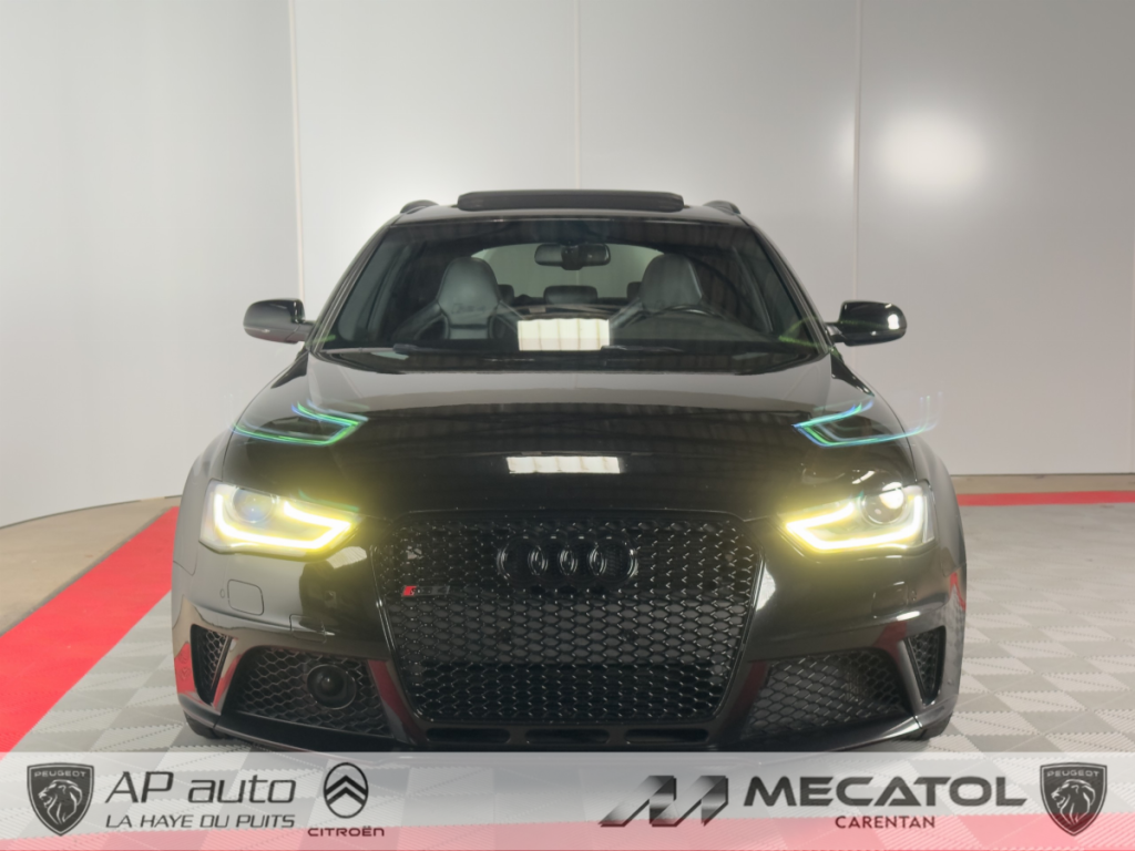 Audi RS4 Avant (4) V8 4.2 FSI S-tronic 7 quattro