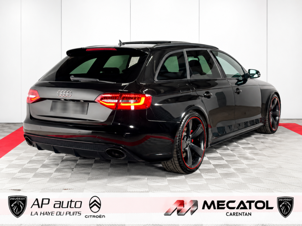 Audi RS4 Avant (4) V8 4.2 FSI S-tronic 7 quattro